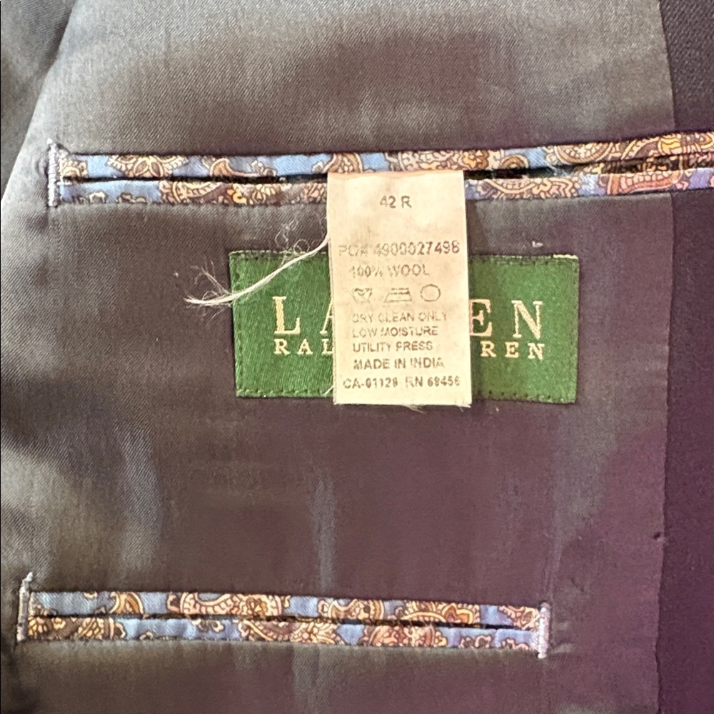 Polo Ralph Lauren Dark Blue Blazer with black buttons - Picture 2 of 8